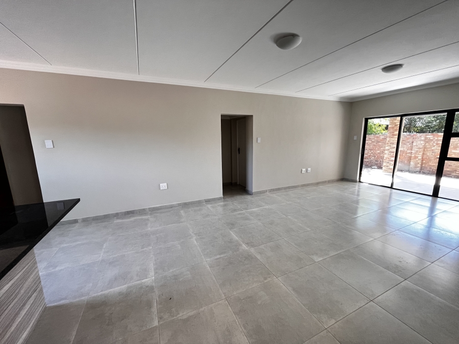 3 Bedroom Property for Sale in Van Der Hoff Park North West